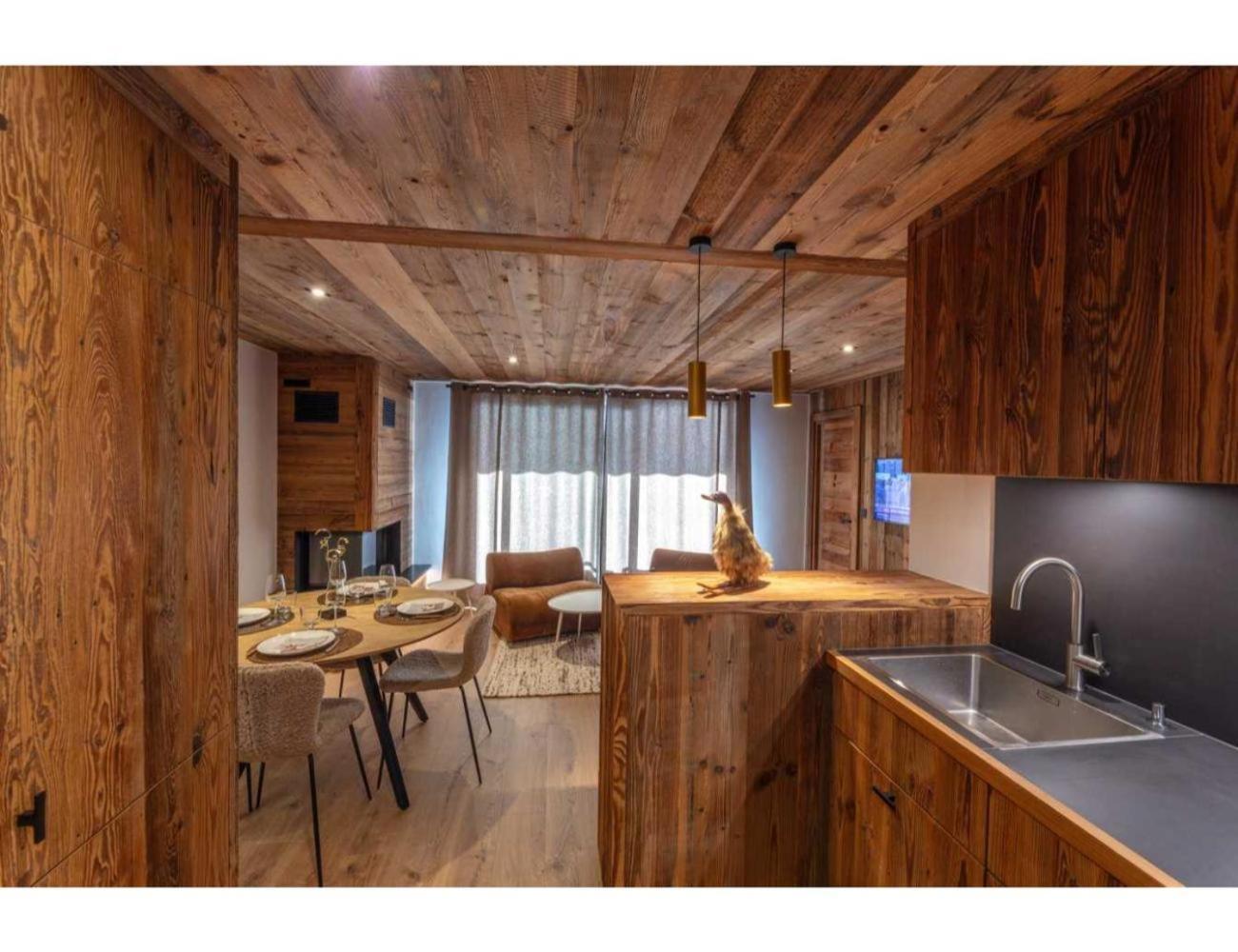 Modern 2 Bedroom Apartment, Close To Lifts * Megeve