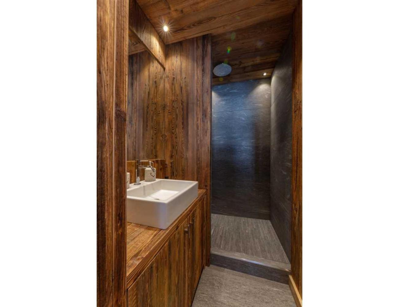 Modern 2 Bedroom Apartment, Close To Lifts Megeve